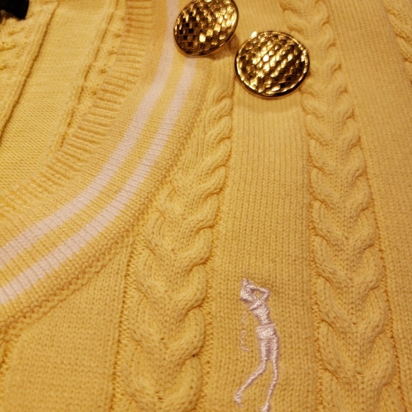 Izod Sweater vest small - Picture 3 of 4